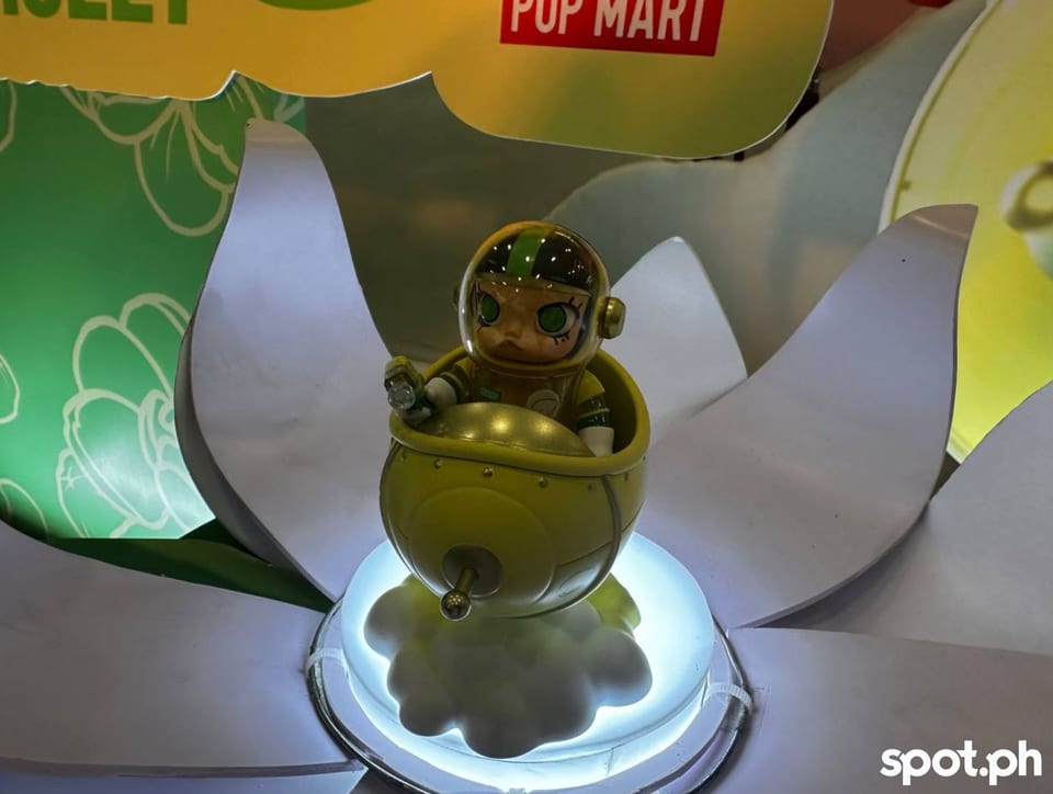 popmart space molly blooming series sampaguita