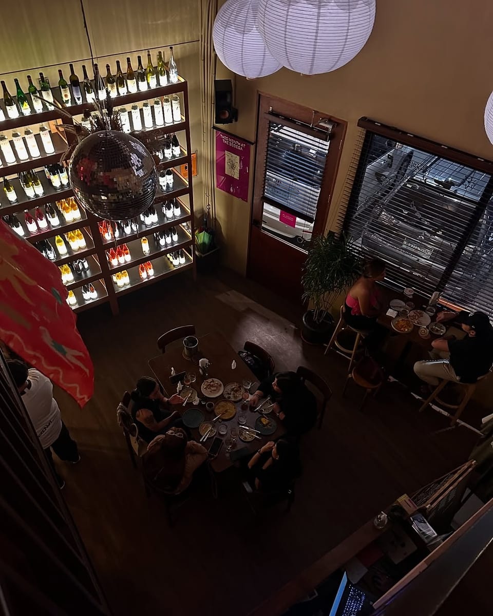 bombvinos bodega interiors