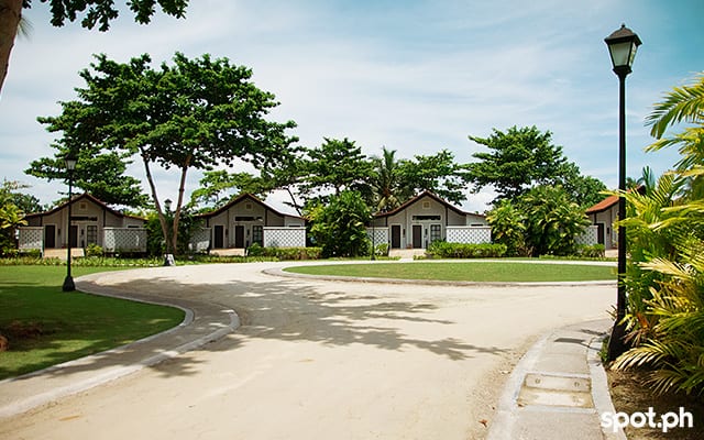 The villas at Dusit Thani Lubi Plantation Resort. Photo by Leana Vibal