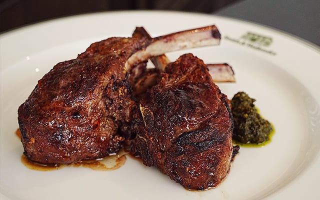 Steaks at Smith & Wollensky.