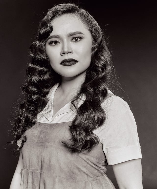 Marynor Mademasila as Daisy Hilton in Side Show. Photo courtesy of The Sandbox Collective