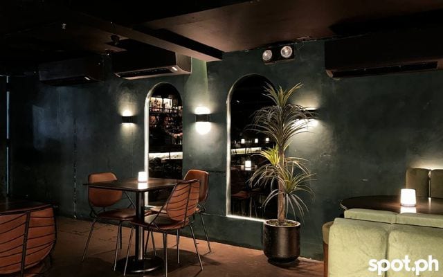 the grasshopper bar mirror
