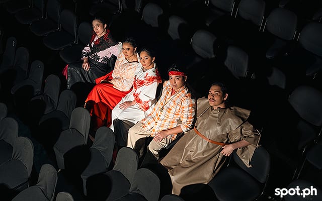 The cast of PETA's Walang Aray.