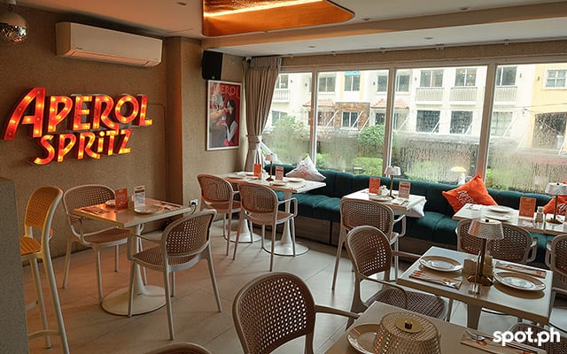 upstairs bar lounge at Al Dente BGC