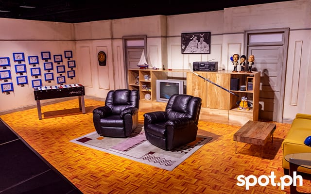 Chandler and Joey's apartment FRIENDS