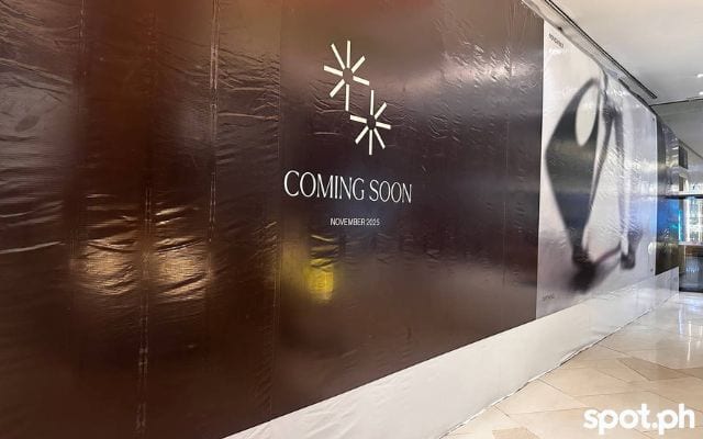 the paper bunny board-up in uptown mall closer