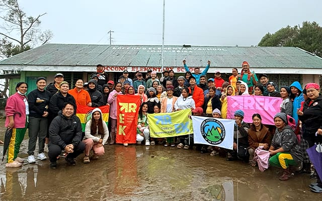 Members and volunteers from Trails to Empower Kids (TREK).