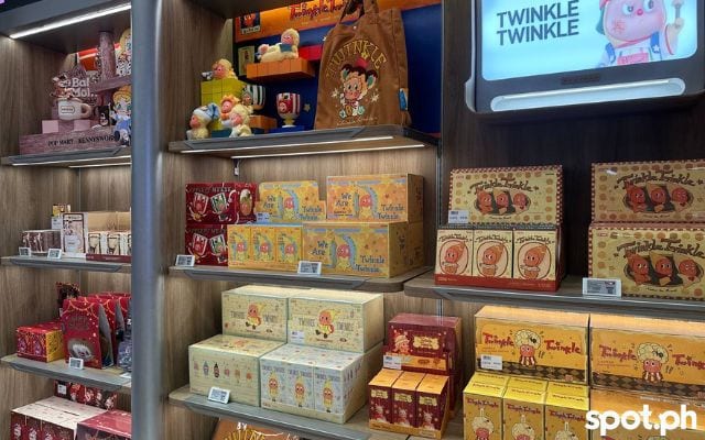 pop mart sm aura premiere twinkle twinkle