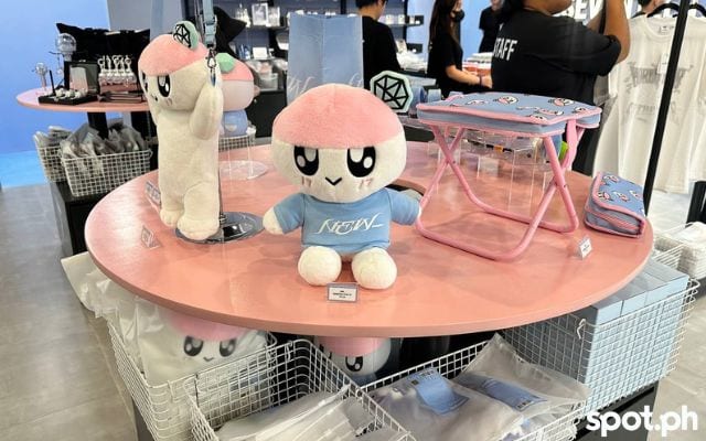 seventeen pop-up in metro manila bongbongee