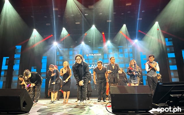 The cast of Side Show perform at the 16th Gawad Buhay Awards.