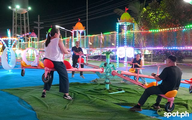 12-seater seesaw