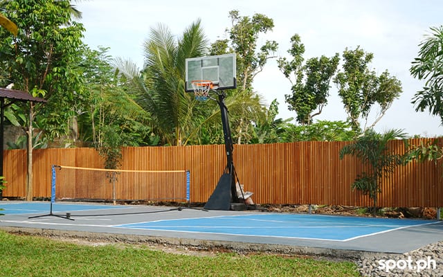 This basketball and pickleball courts are newly built and are shared facilities in The Bali Farm