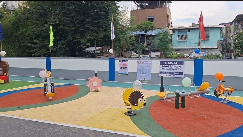 The 3,170 sqm park has vibrant playground facilities and painted grounds.